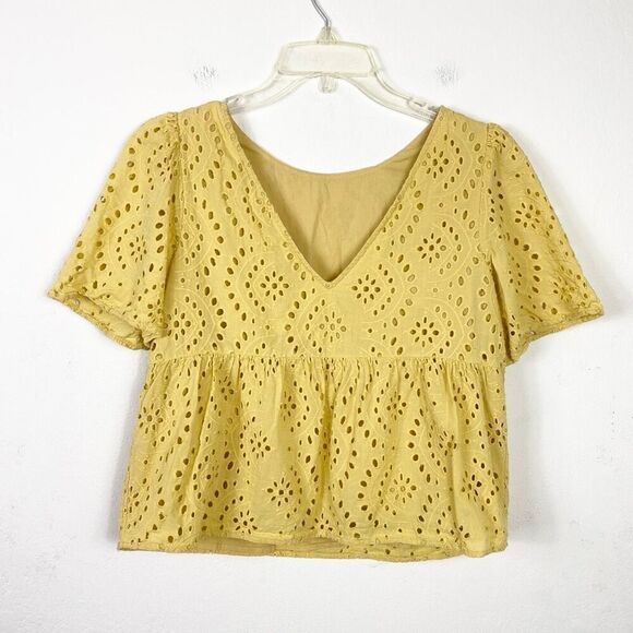 Banana Republic Yellow Eyelet Lace Open Back V Back Blouse Size M - Picture 4 of 7